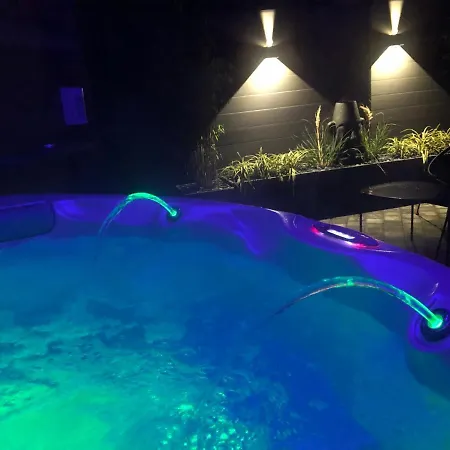 L évasion Avec Jaccuzi Privé *